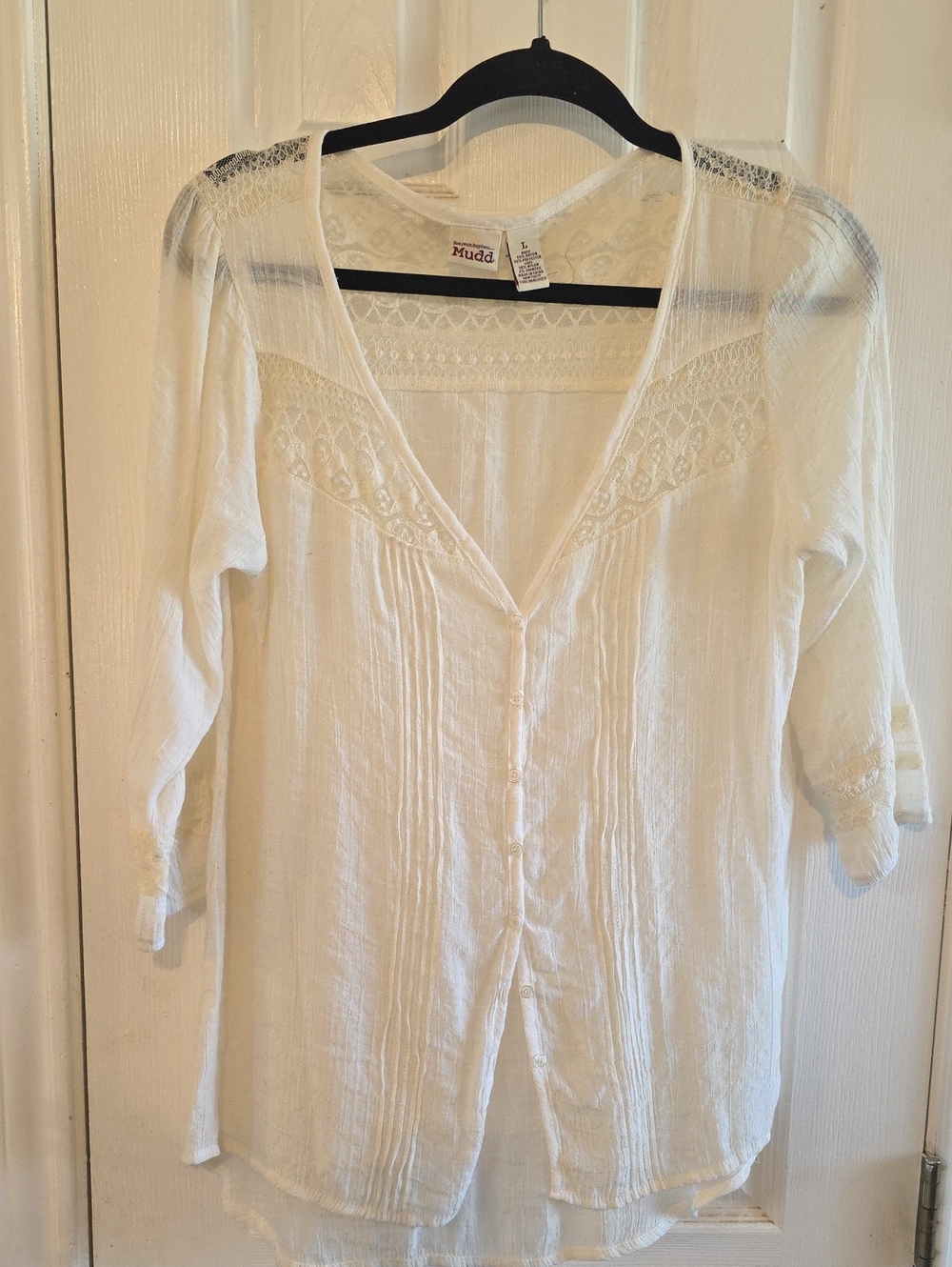 Mudd Cream Lace-Paneled Button Front Tunic